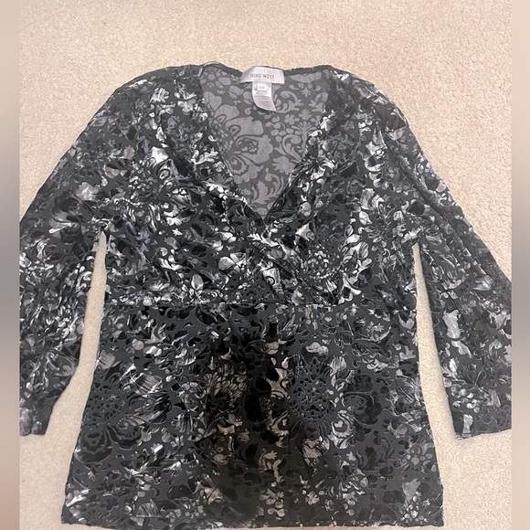 Nine West Tops - Y2K Velvet Burnout fairy grunge whimsygoth blouse plunging neck, bell sleeves L
